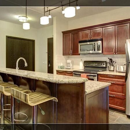 B&B Grand Rockies Resort 2Br 1Pullout Canmore Ngoại thất bức ảnh