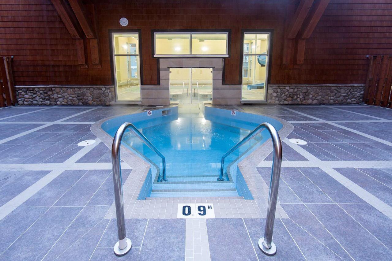 B&B Grand Rockies Resort 2Br 1Pullout Canmore Ngoại thất bức ảnh
