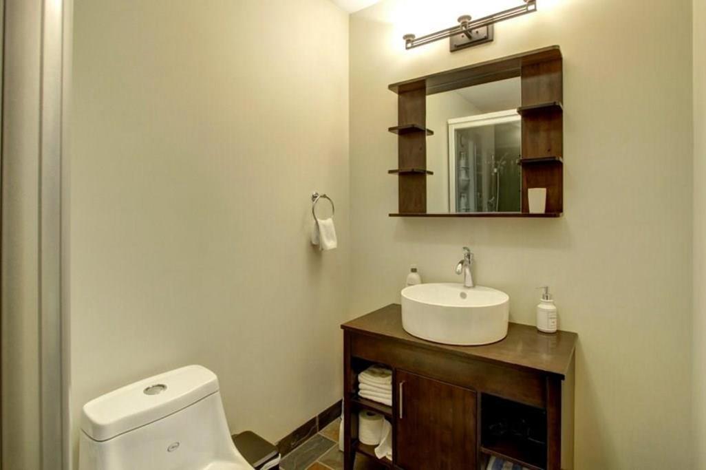 B&B Grand Rockies Resort 2Br 1Pullout Canmore Ngoại thất bức ảnh